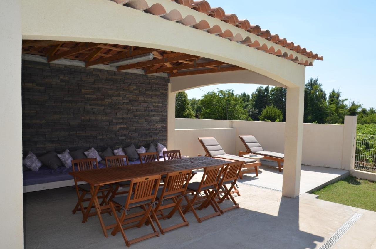 Vue Sainte Victoire, Proche Aix-En-Provence Apartamento Pourrieres Exterior foto